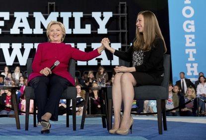 克林頓家族卷土重來，希拉裏和克林頓的獨生女兒競選國會議員