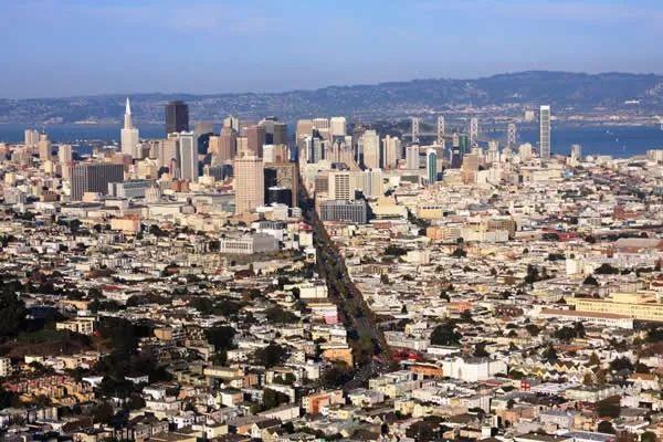 崩潰警報：加州23個城市的房價繼續下跌