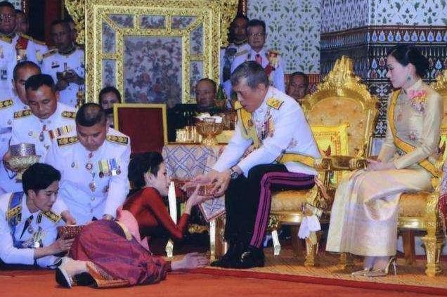 她出身貧民，嫁大26歲四婚泰王，隱忍11年成王後，還成功鬥倒貴妃