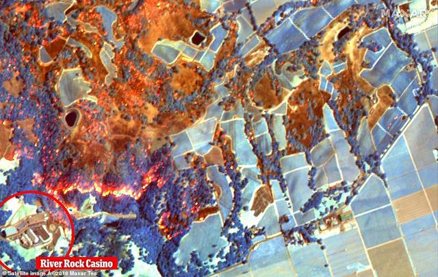 滾滾白煙一片焦黃！太空拍攝的衛星圖像：金卡德野火正在撕裂加州