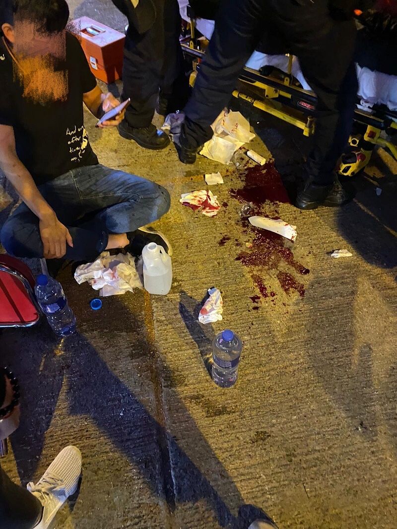  被劫兩名內地男子，圖源：香港《頭條日報》
