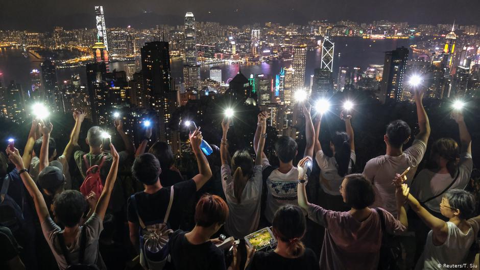 BdTD - Hongkong l Anti-Regierungsprotest - Menschenkette