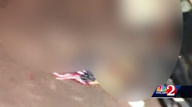 美国一工人把支持川普的老板杀了 尸体边扔了块国旗