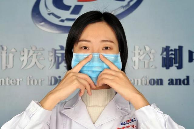 中國疾控中心副主任：普通人戴口罩不必用一次換一次