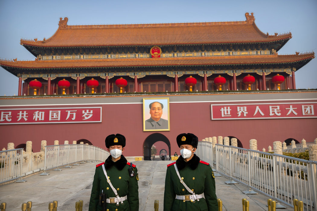 隨著中國努力正應對冠狀病毒疫情，連北京的天安門一帶現在也幾乎空無一人。