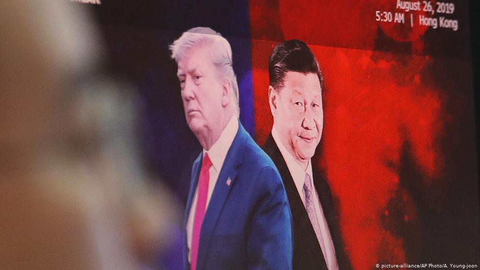 Trump und Xi auf Bildschirm