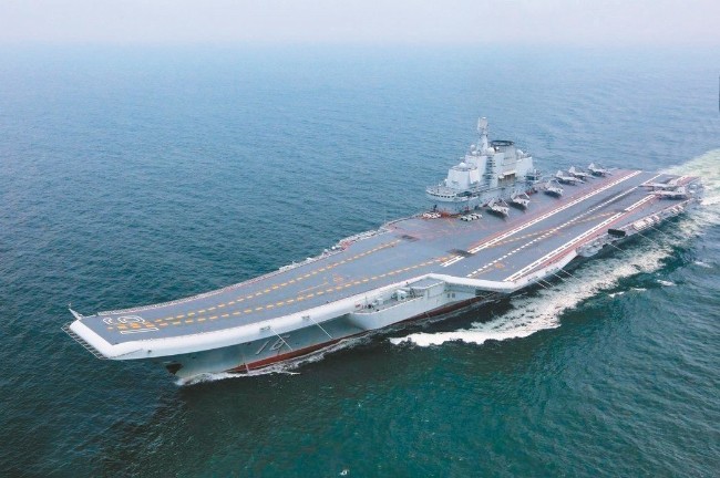 中国惊爆"出动2航母"军演 外媒警告背后目的