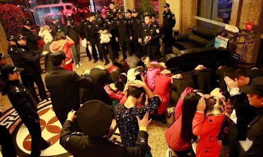 上海特大卖淫案：1年入账2.8亿 日营业额破百万