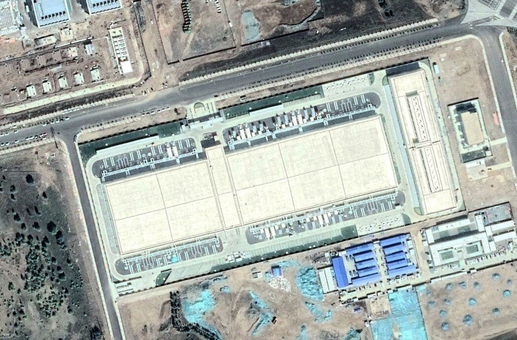 苹果在中国内蒙古的新数据中心。