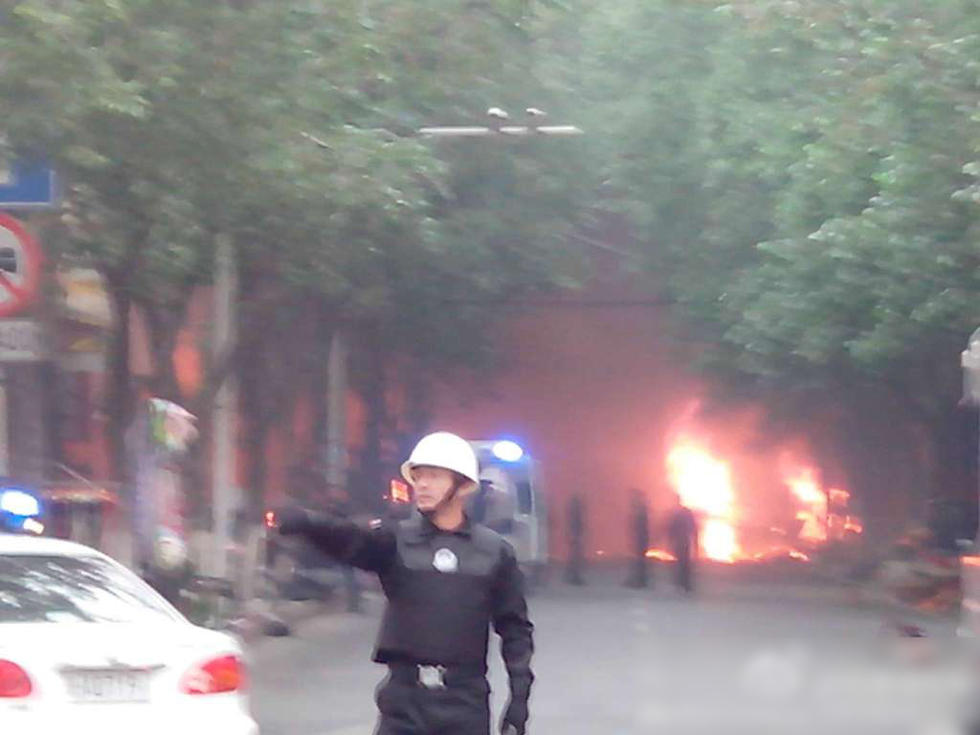 乌鲁木齐市沙依巴克区公园北街早市发生的爆炸案