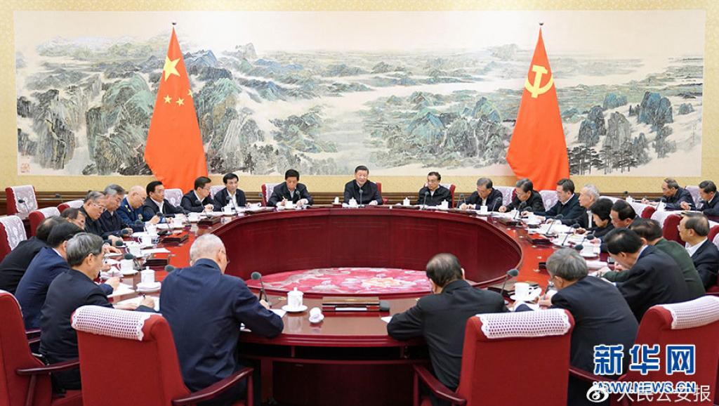 12月25日至26日，中共中央政治局民主生活會。