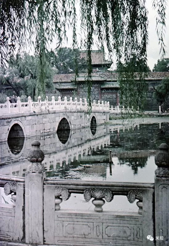传奇摄影师，1000张罕见照片，记录70年前的中国