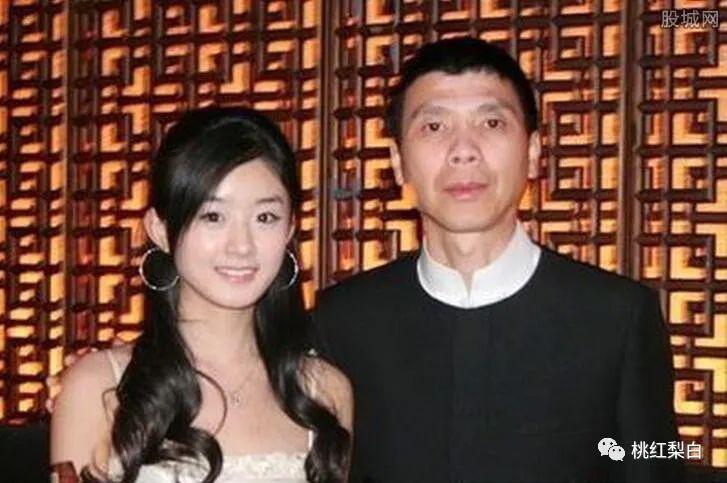 3 年不到就离了，赵丽颖当初为啥突然嫁给冯绍峰