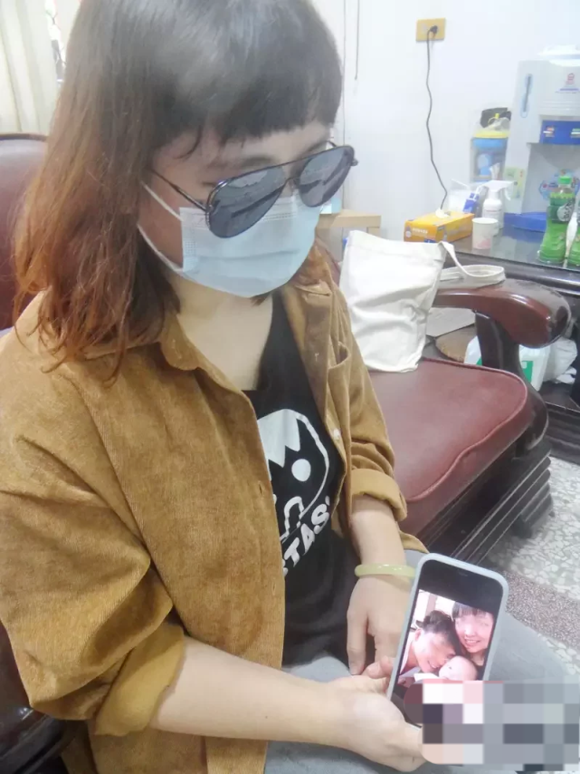 台湾妈妈打完AZ疫苗喂母乳，数小时后女婴猝死