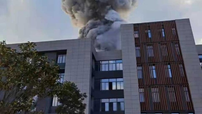 2死9伤 南京航空航天大学实验室发生爆燃