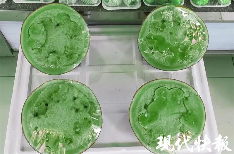 “绿西瓜”横空出世，是滤镜合成还是“确有其瓜”？