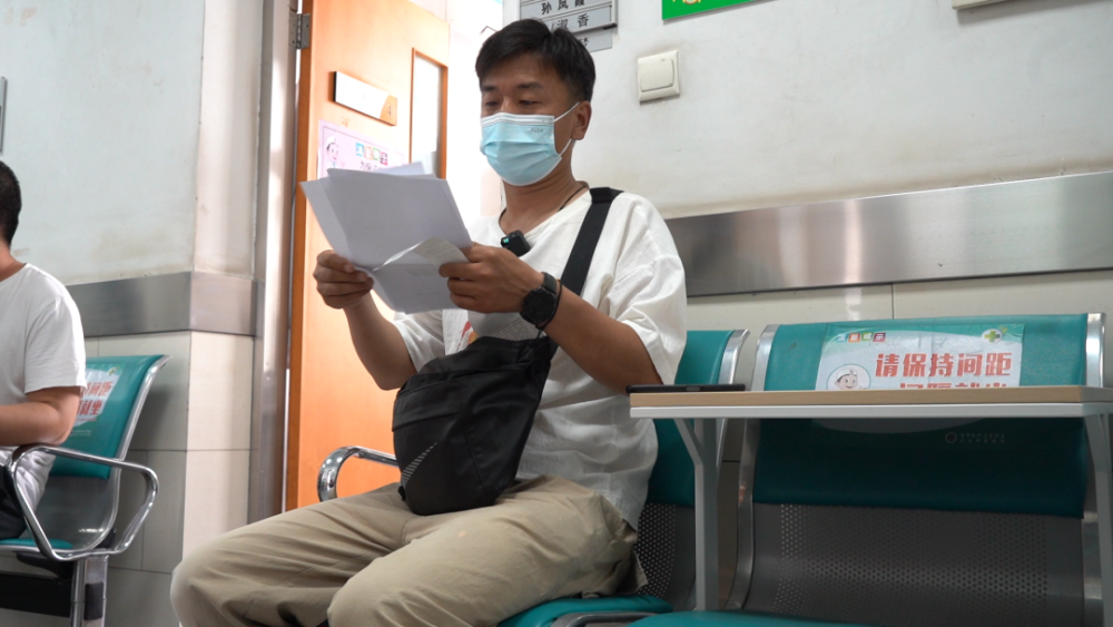 疫情中的北京跑腿小哥：起早贪黑、老跑医院、月入过万