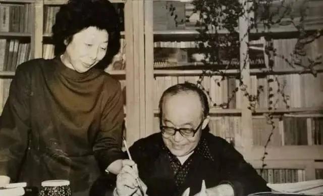 乔羽去世：他写的歌大家都会唱，与妻是初恋幸福68年