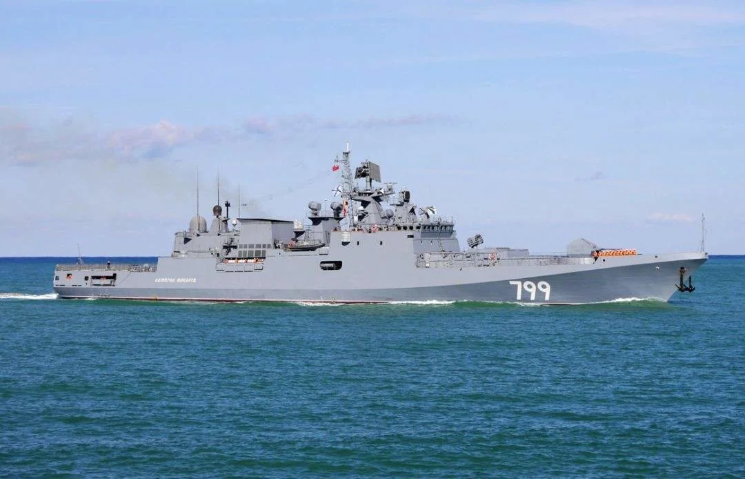黑海舰队遇袭后首批卫星照曝光 乌媒：俄旗舰或已无法自主航行