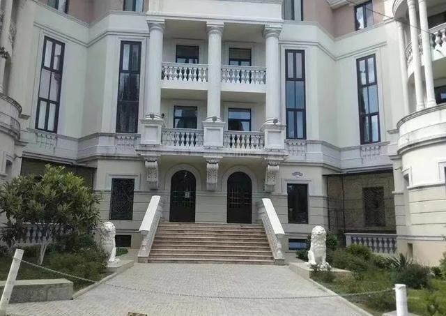 泽连斯基位于克里米亚的公寓。图源：RT微博