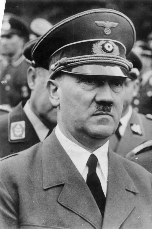 希特勒在1936年德国国会选举中获得了99％的选票。