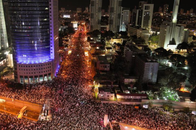 以色列司法改革抗议升级! 63万人上街放火高喊“民主”