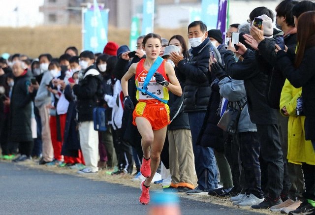 感到不安…日本15岁长跑美少女不堪爆红宣布弃赛